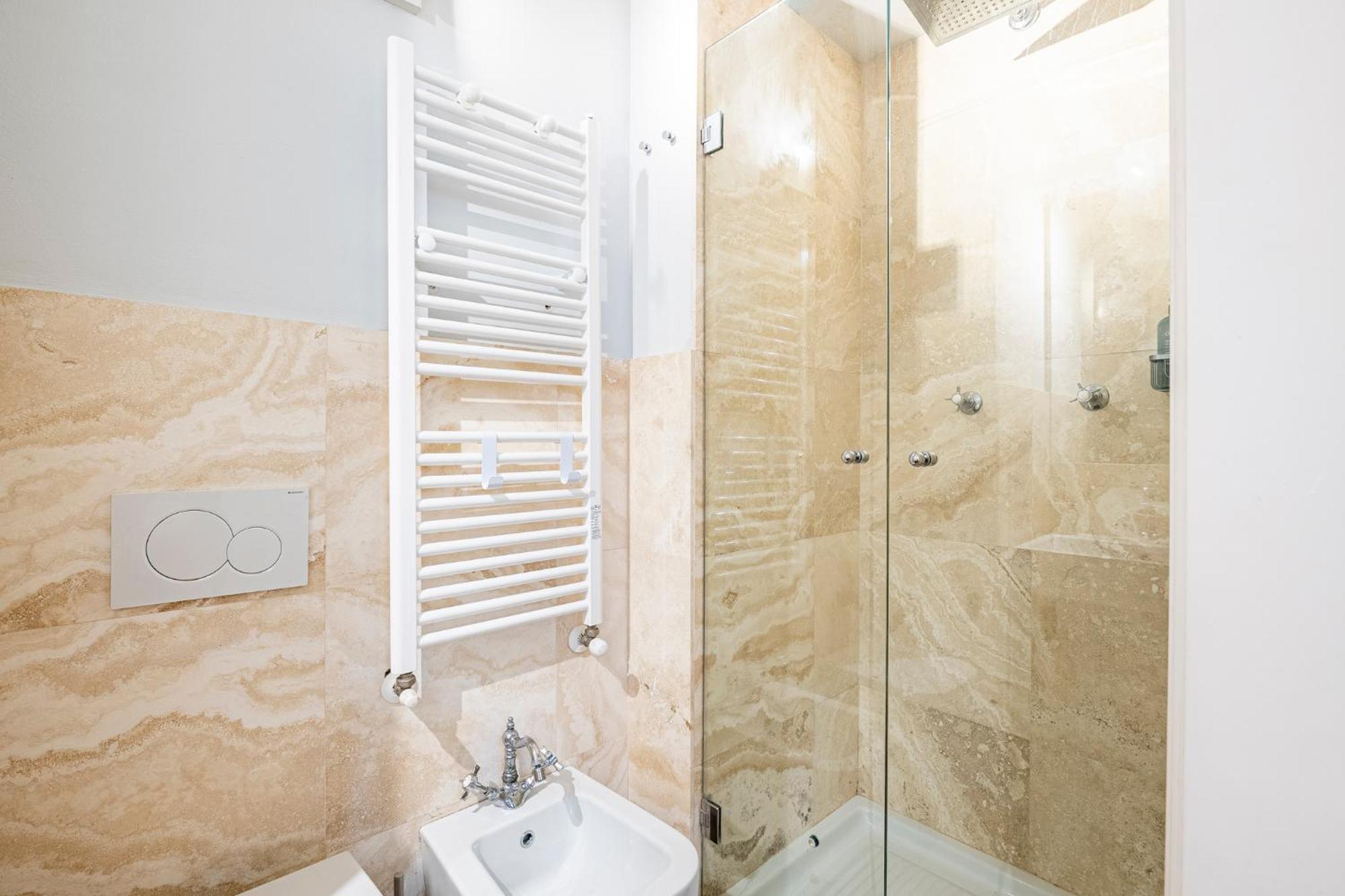 Suite In Pz. Michelangelo: Due Camere Con Due Bagni 佛罗伦萨 外观 照片