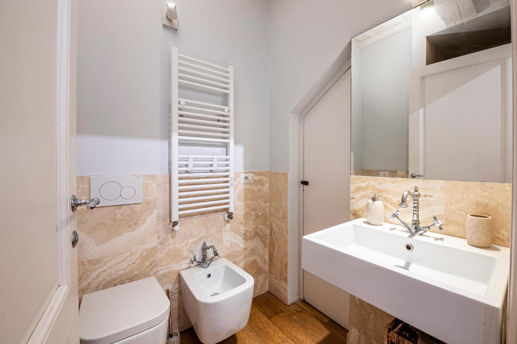 Suite In Pz. Michelangelo: Due Camere Con Due Bagni 佛罗伦萨 外观 照片