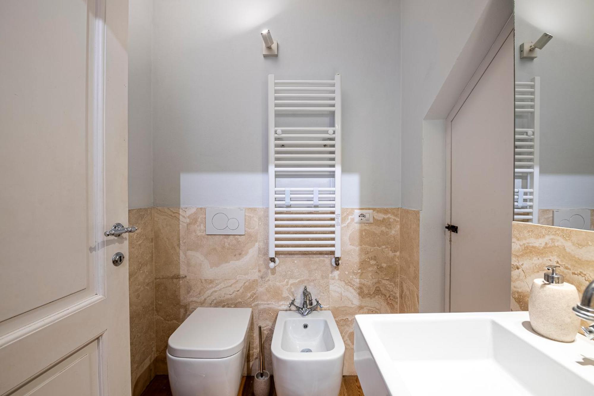 Suite In Pz. Michelangelo: Due Camere Con Due Bagni 佛罗伦萨 外观 照片
