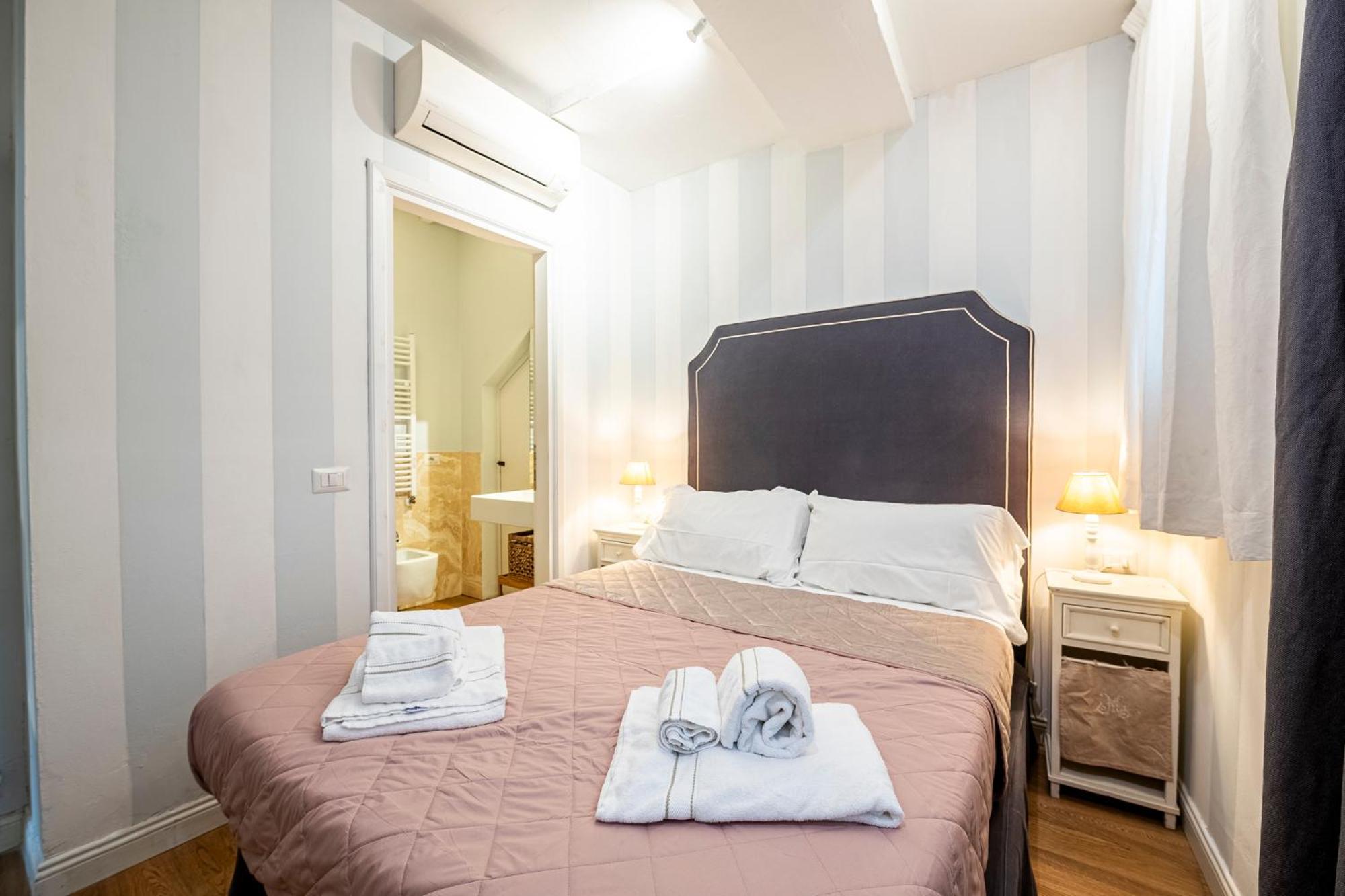 Suite In Pz. Michelangelo: Due Camere Con Due Bagni 佛罗伦萨 外观 照片