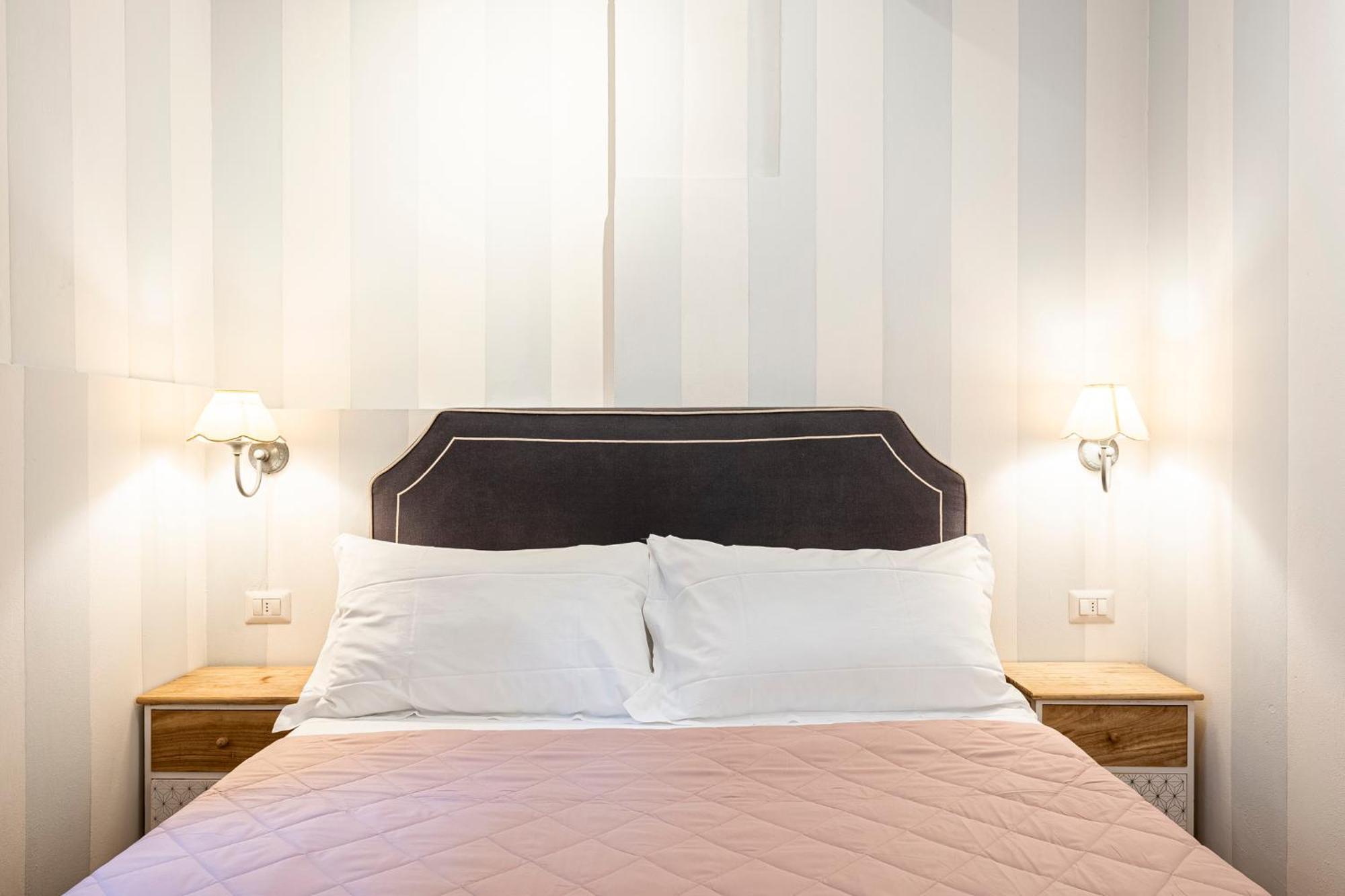Suite In Pz. Michelangelo: Due Camere Con Due Bagni 佛罗伦萨 外观 照片